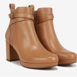 Vionic Nella Ankle Boots Heeled Camel Light Brown Tan Leather Water Repellent 9